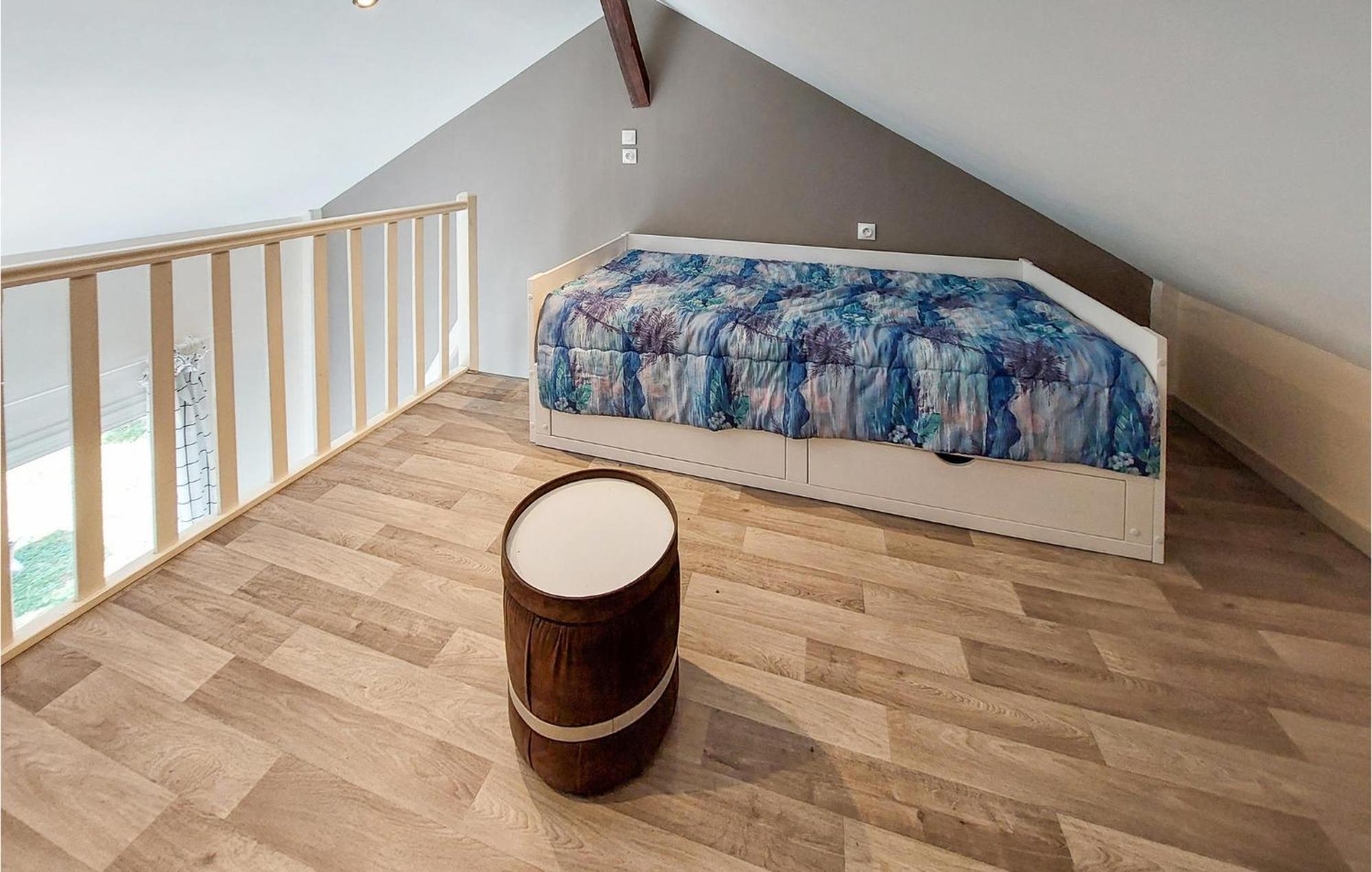 Gorgeous Home In Molinet With Wifi Exterior photo